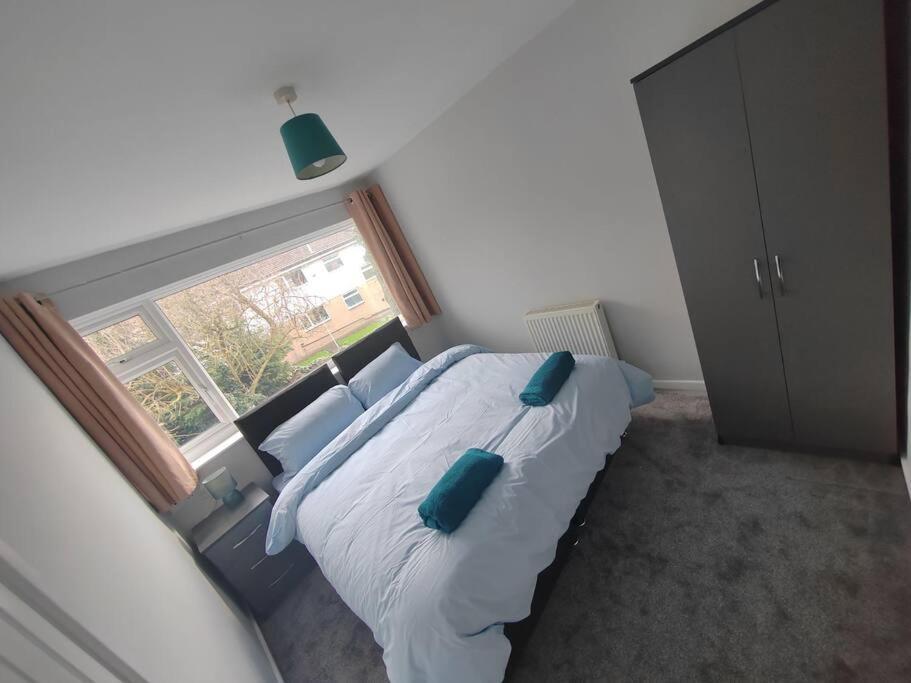 Appartamento Cosy Brighouse 3 Bed House-Great For Contractors Esterno foto