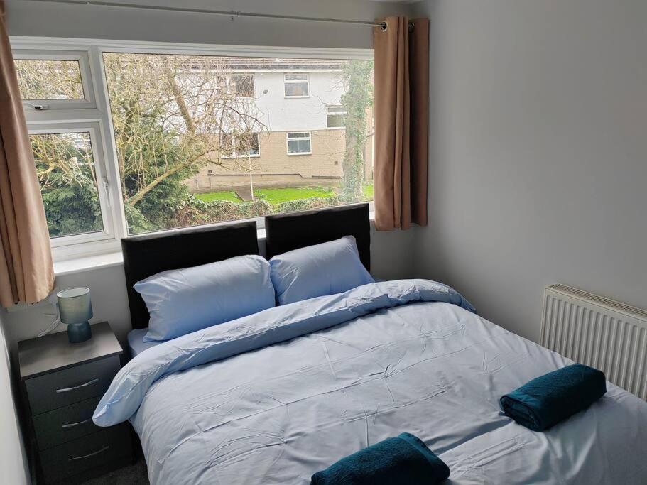 Appartamento Cosy Brighouse 3 Bed House-Great For Contractors Esterno foto
