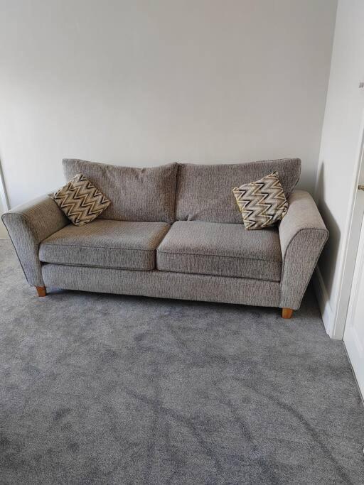Appartamento Cosy Brighouse 3 Bed House-Great For Contractors Esterno foto